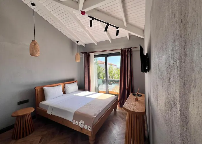 Hotel Trina Talles Alacati *