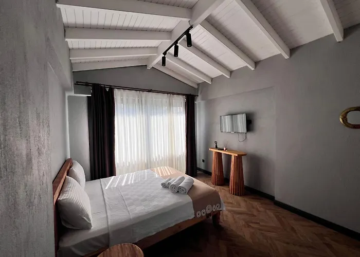 Trina Talles Alacati Hotel Cesme